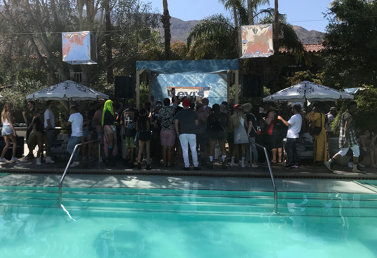 coachella levi's party featuring snoop dog