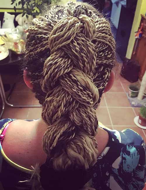  Senegalese Twists Hidden Underneath A Half Ponytail