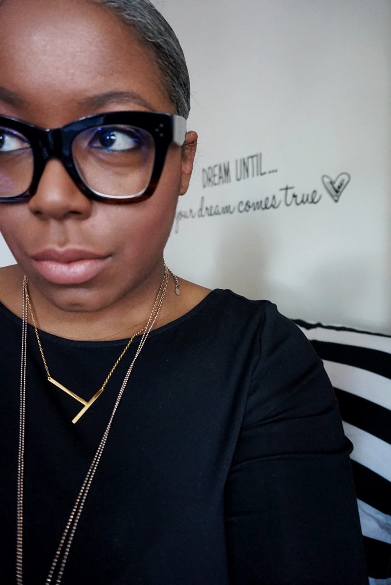 It Cosmetics Confidence In Your Glow Blushing Bronzer