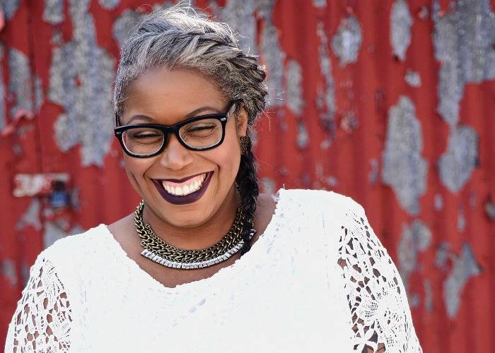 Gorgeous In Grey IMG_2571 700x500